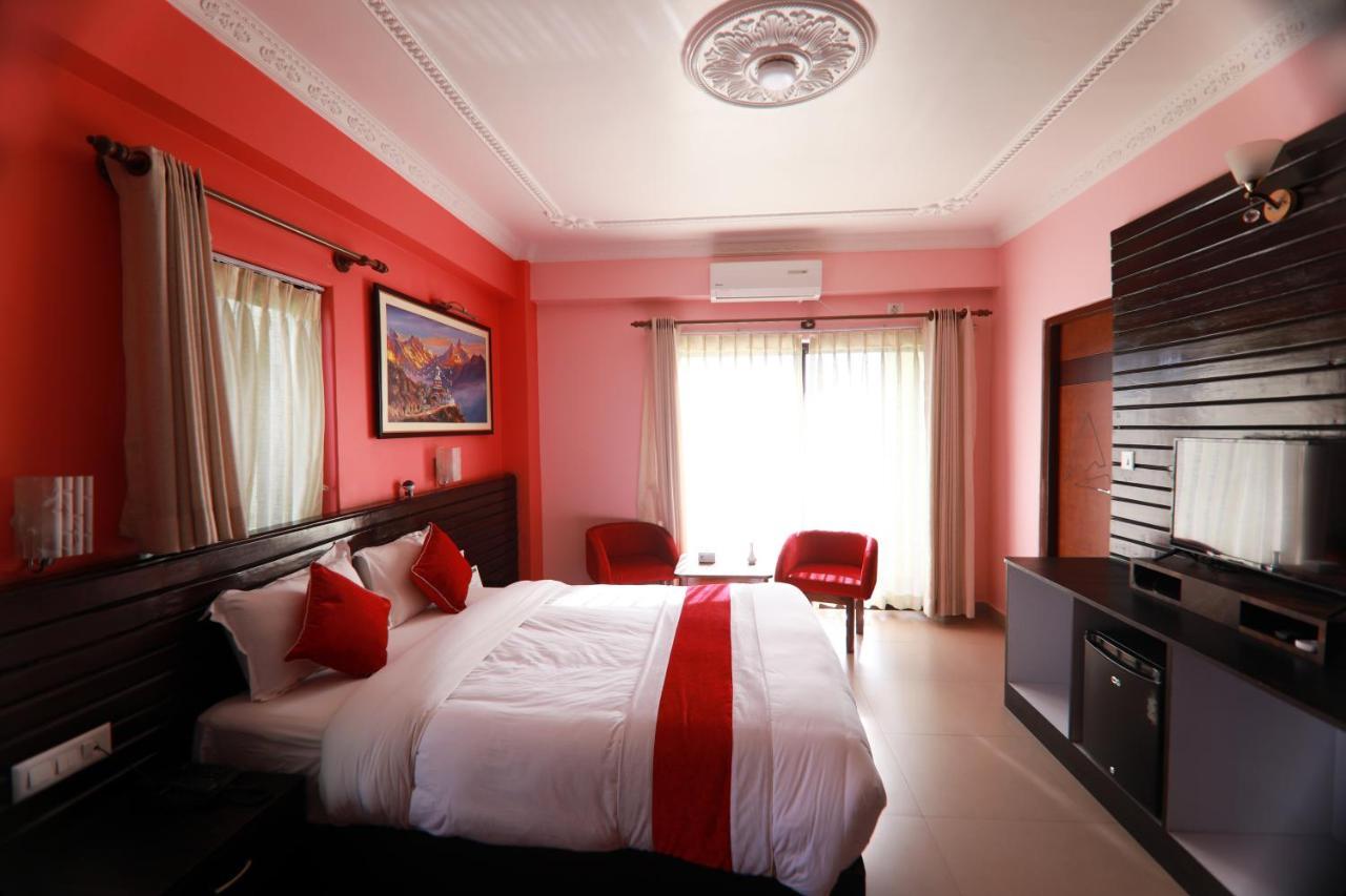 Hotel Task International Pokhara Dış mekan fotoğraf