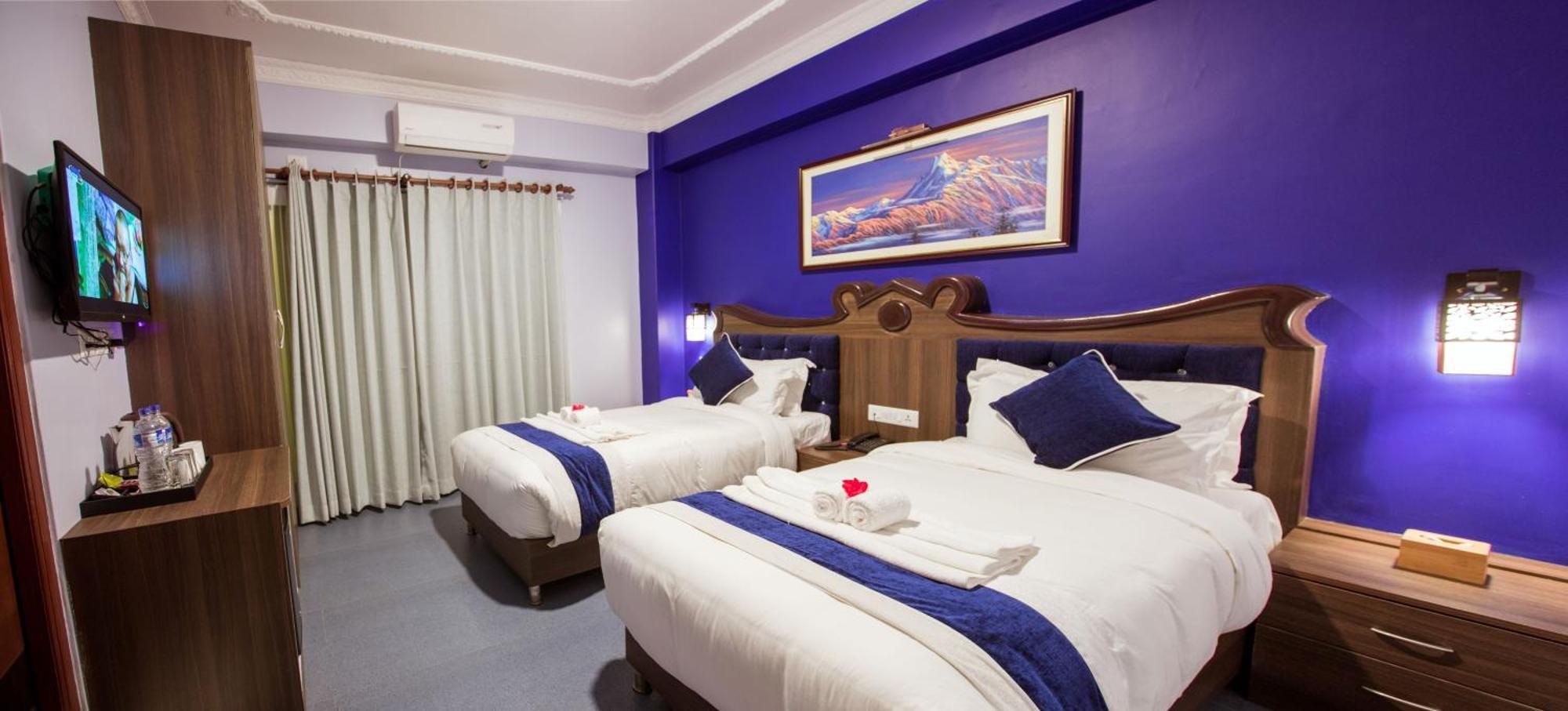 Hotel Task International Pokhara Dış mekan fotoğraf