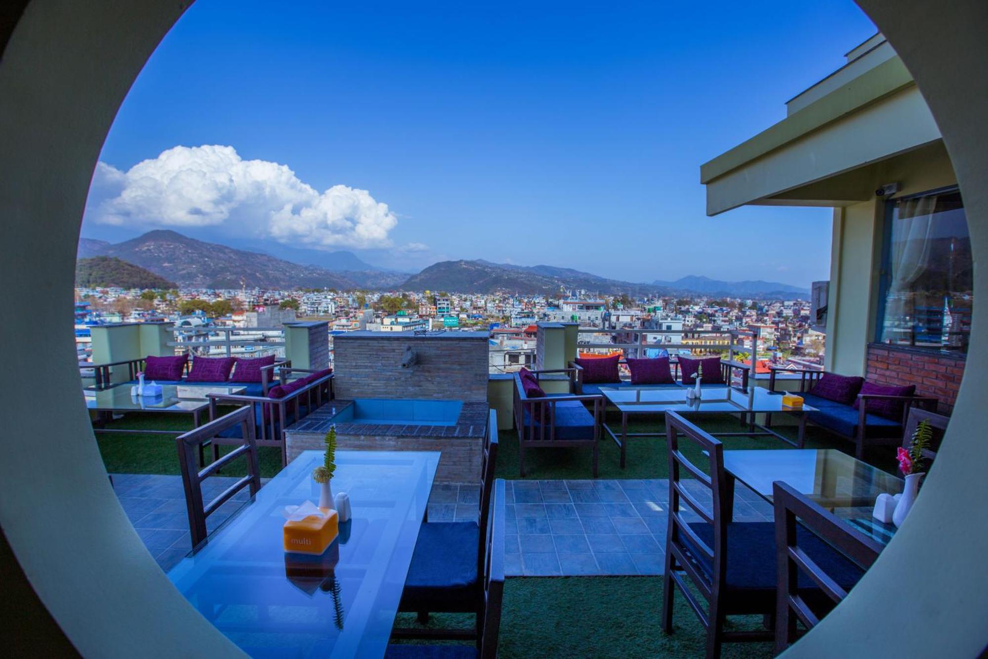 Hotel Task International Pokhara Dış mekan fotoğraf