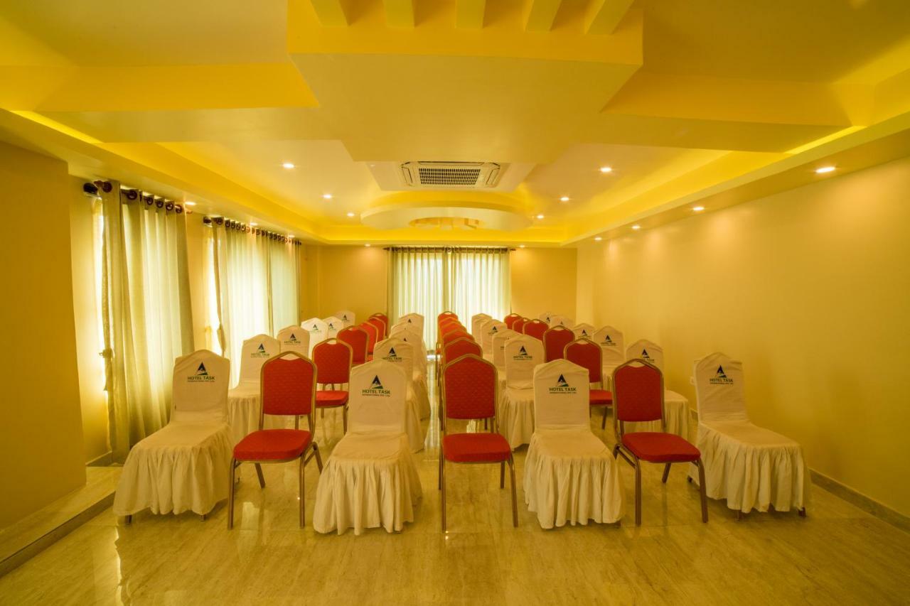 Hotel Task International Pokhara Dış mekan fotoğraf
